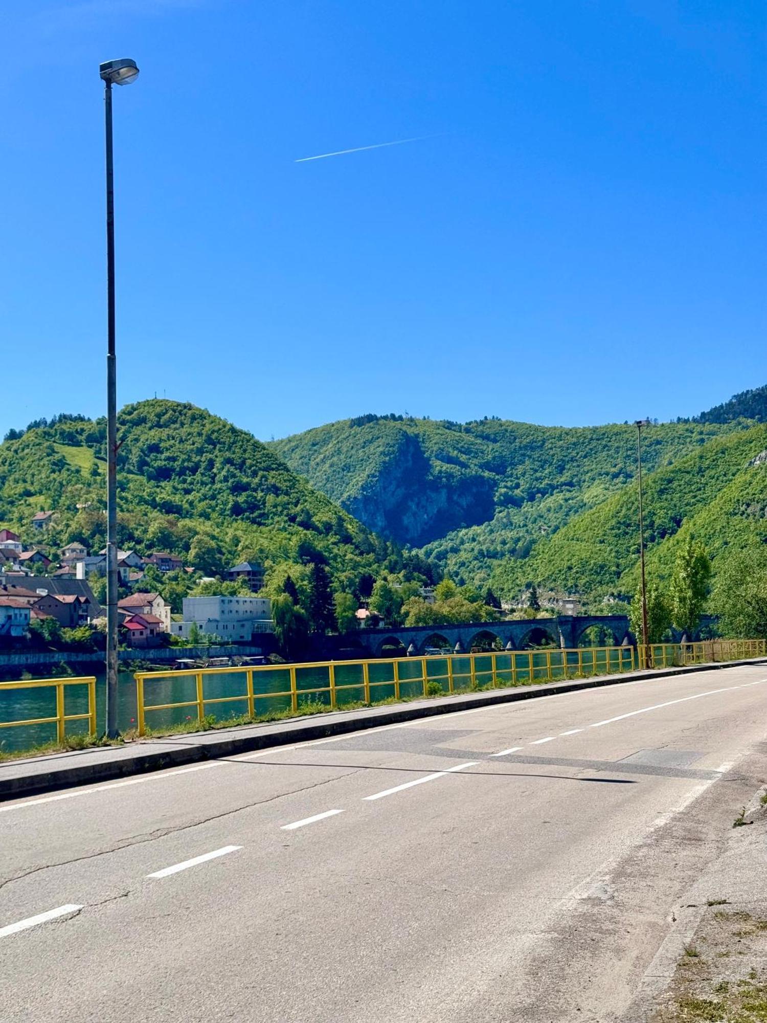 Apartman Lola Visegrad Bagian luar foto